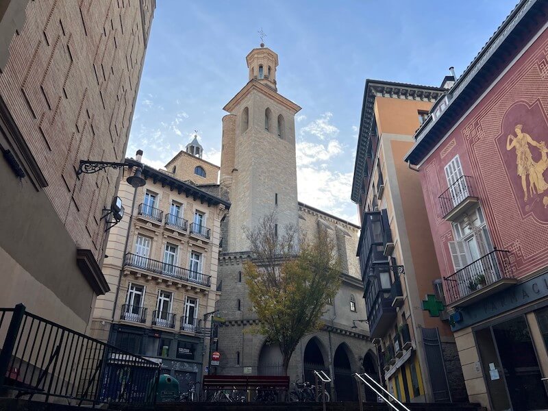 Iglesia de San Saturnino