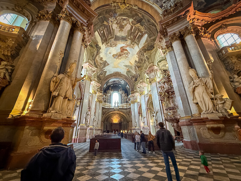 Praga en autocaravana: Iglesia de San Nicolás