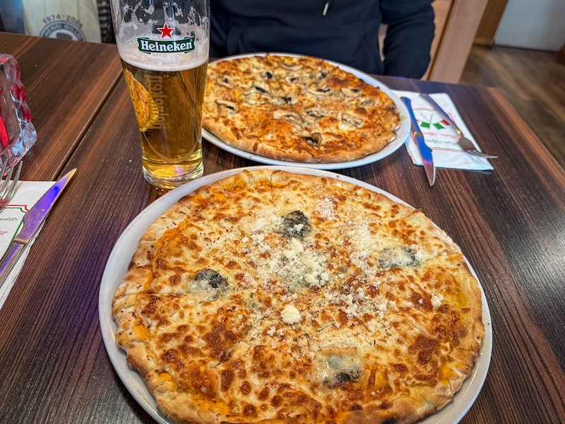 Dónde comer en Ámsterdam en autocaravana: La Piccola Trattoria Da Tonino